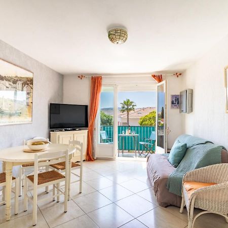 Apartment Les Ilaires By Interhome Le Lavandou Bagian luar foto
