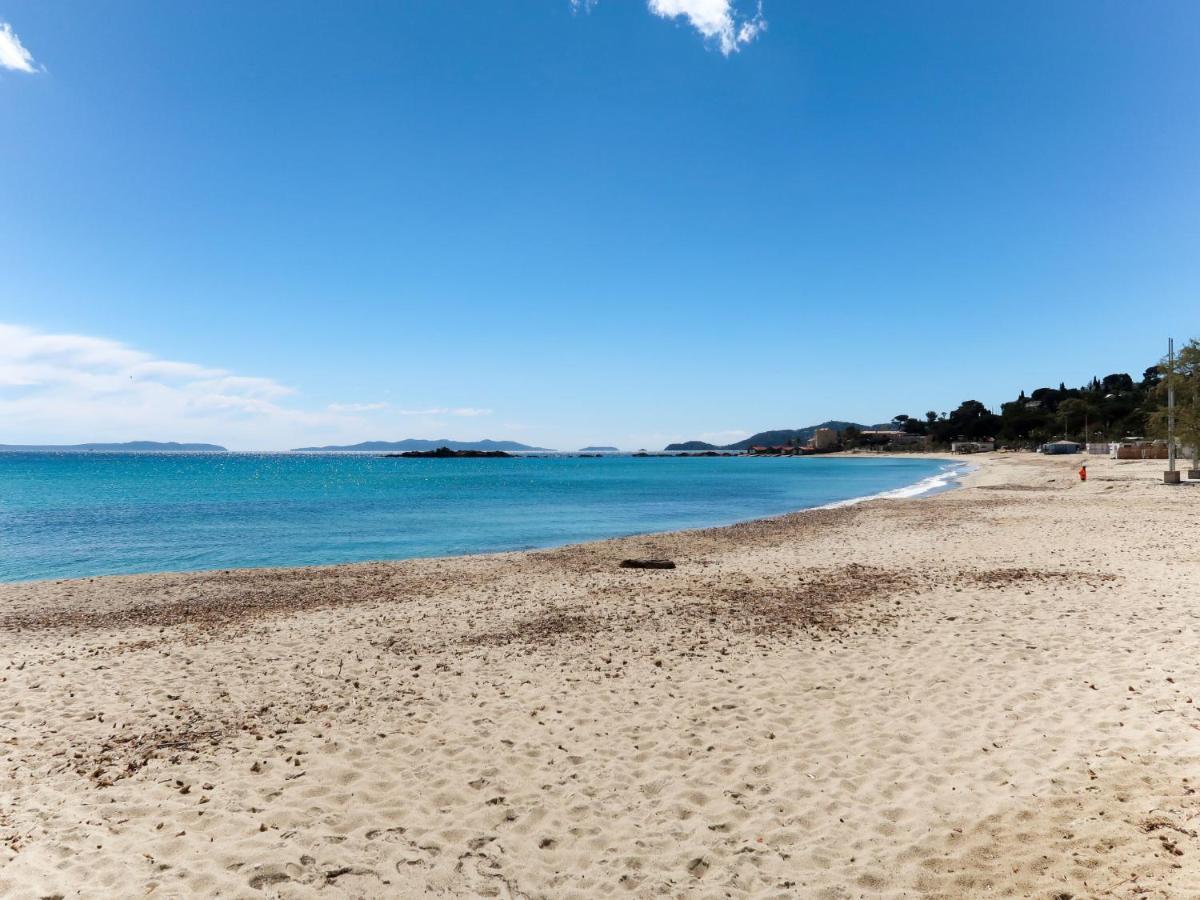 Apartment Les Ilaires By Interhome Le Lavandou Bagian luar foto