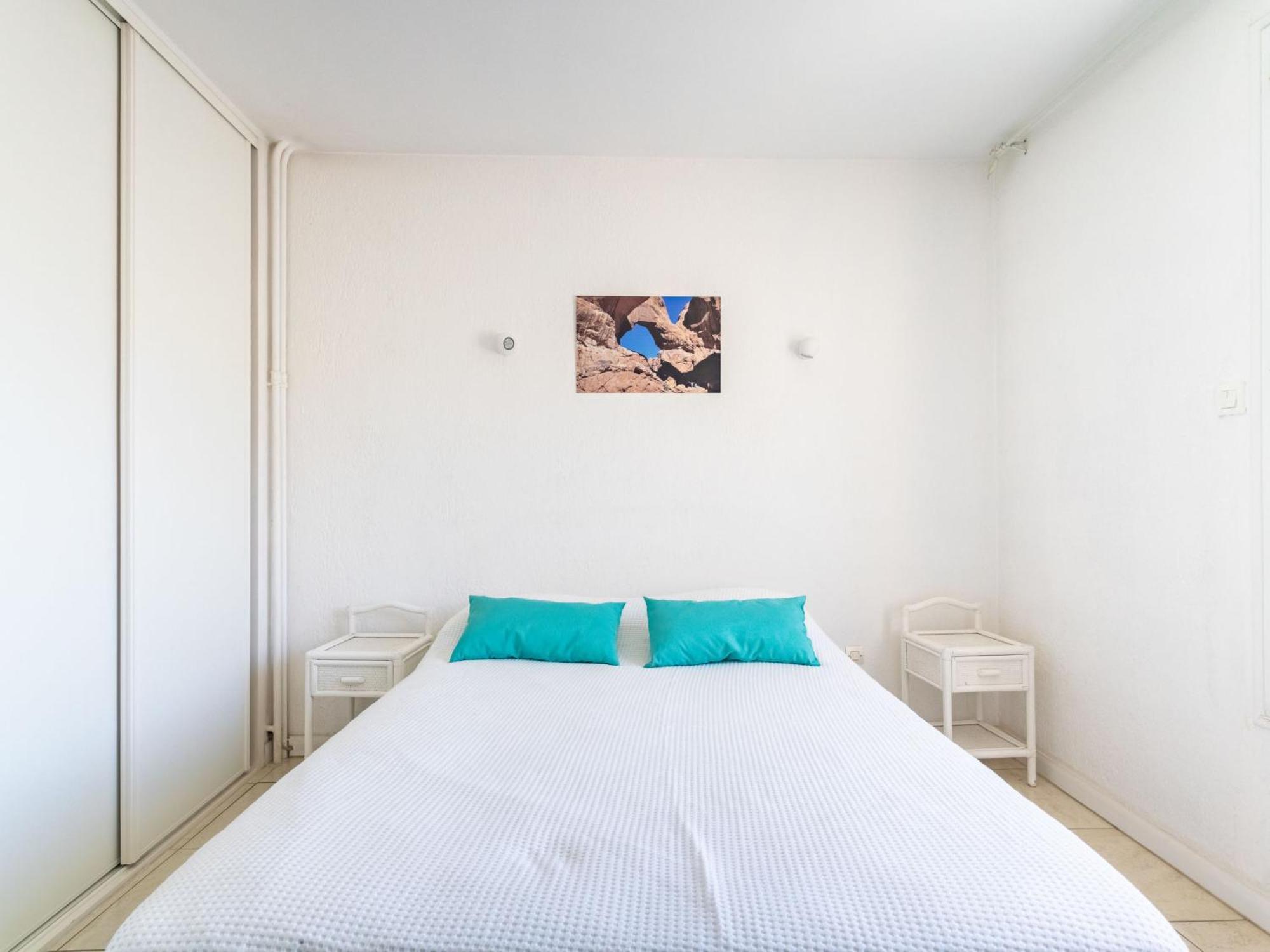 Apartment Les Ilaires By Interhome Le Lavandou Bagian luar foto